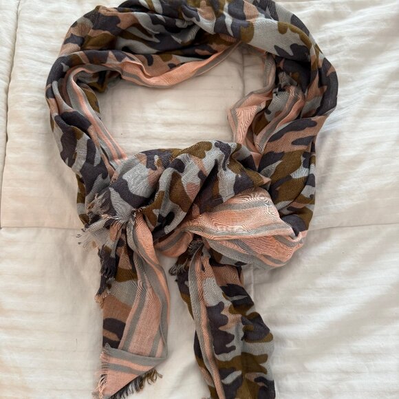 JCrew Camo Pink and Gray Scarf - Picture 1 of 3